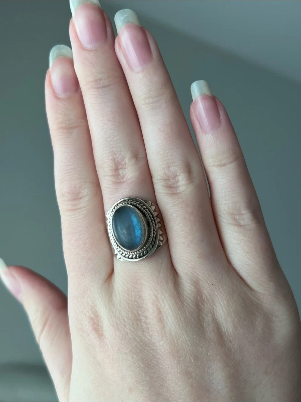 925 Sterling Silver Oval Labradorite Or Rainbow Moonstone Ring Size 8.75